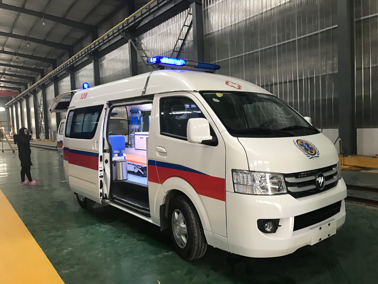 吉隆县救护车转院